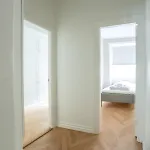 Spacious 3-bedroom In Embassy District Lägenhet