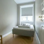Spacious 3-bedroom In Embassy District Lägenhet *