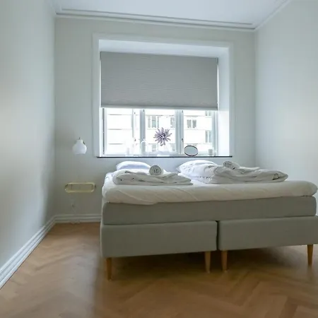 Spacious 3-bedroom In Embassy District