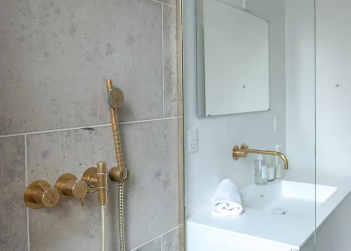 Spacious 3-bedroom In Embassy District Copenhaga