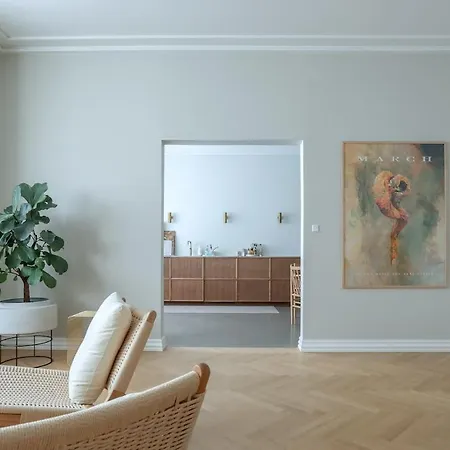 Spacious 3-bedroom In Embassy District Appartement