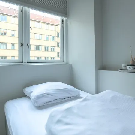 Spacious 3-bedroom In Embassy District