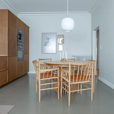 Spacious 3-bedroom In Embassy District Appartement *